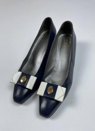 Винтажные кожаные туфли на каблуке christian dior vintage 80s christian dior heels shoes1 фото