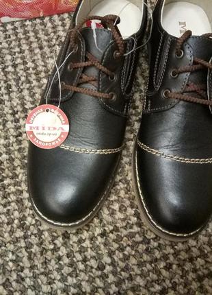 Туфлі шкіряні mida