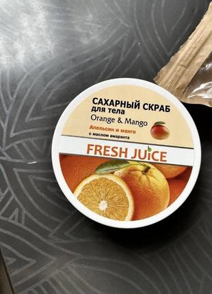 Цукровий скраб для тіла апельсин і манго з олією амаранту fresh juice