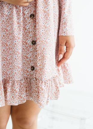 Легка романтична сукня