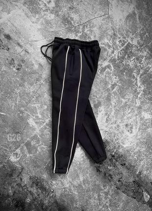 Черные спортивные штаны на флисе / теплые мужские спортивки 3х нить