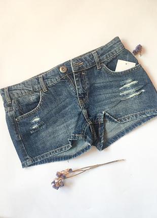 Джинсовые шорты