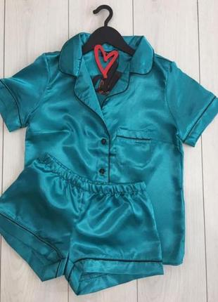 Жіноча піжама сорочка і шорти