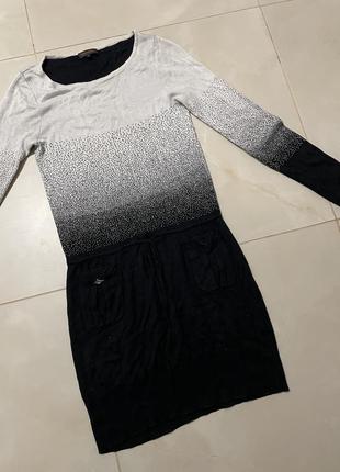Трикотажное платье