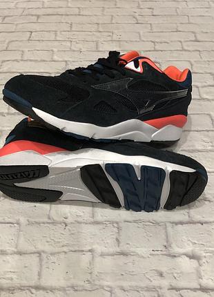 Чоловічі кросівки sky medal s mizuno