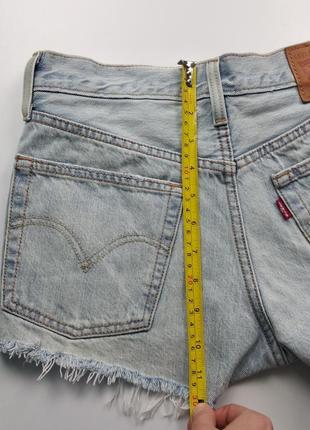 Модні шорти levis з вишивкою блакитні джинсові6 фото