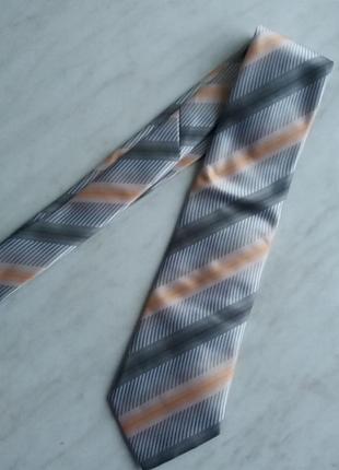 Краватка в різнокольорову смужку1 фото