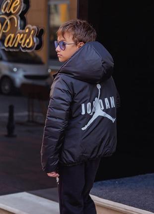 Трендовая двухсторонняя демисезонная куртка для мальчика "jordan", размеры на рост 1222 фото