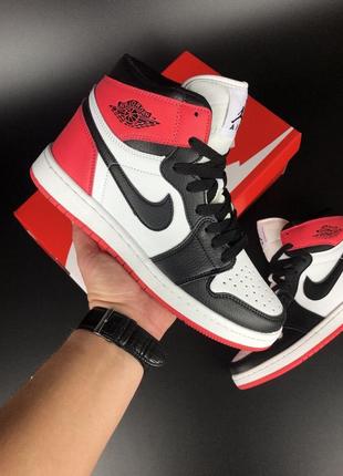 Женские высокие кроссовки nike air jordan1 фото