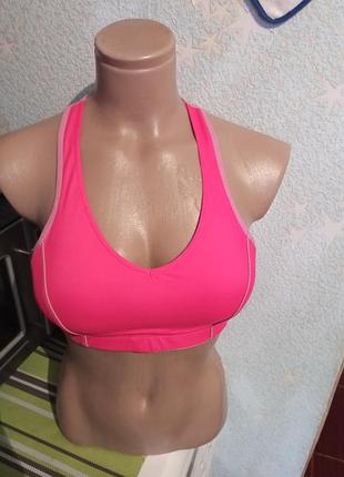 Спортивный топ 75a,b.
