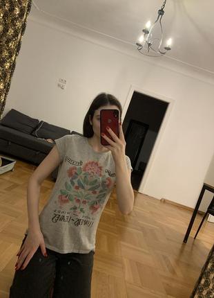 Футболка