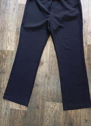 Легкие женские брюки