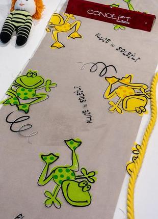 Тюль в дитячу з жабками