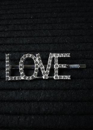 Заколка слово со стразами love