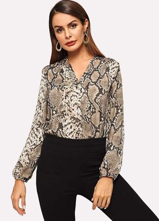 Shein блуза змеиный принт анаконда топ v-образный вырез