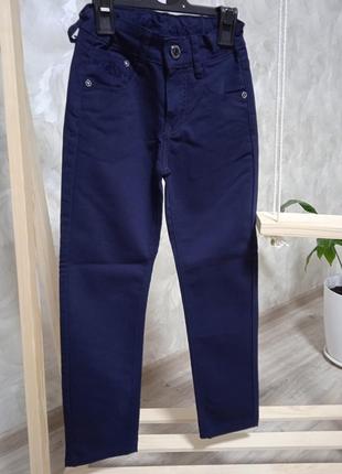 Штани чинос