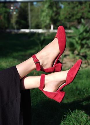 Туфли замшевые красные с круглым носком на каблуке 4см2 фото