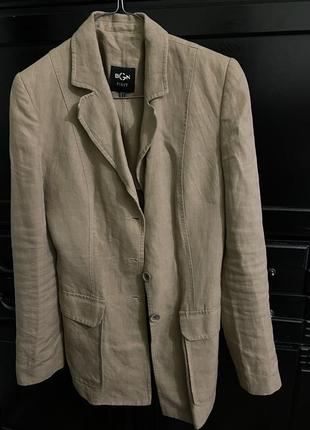 Піджак льняний відомого бренду в хорошому стані
