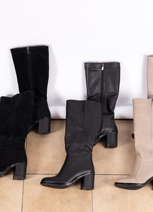 Демісезонні жіночі чорні шкіряні чоботи на підборах9 фото