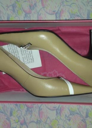 Женские кожаные туфли