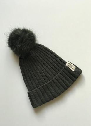 Демисезонна шапка на хлопчика