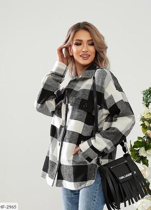 Чорна байкова рубашка у клітинку