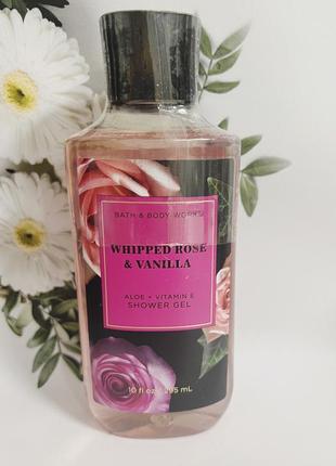 Гель для душа whipped rose &amp; vanilla от bath and body works