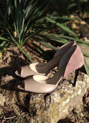 Туфлі шкіряні з відкритим носиком на каблуці шпилька 9см