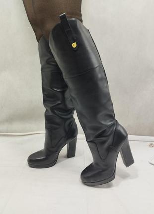Guess кожаные ботфорты на каблуке высокие черные сапоги сапоги5 фото