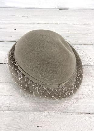 Шляпа фетровая с сеточкой, серая, стильная5 фото