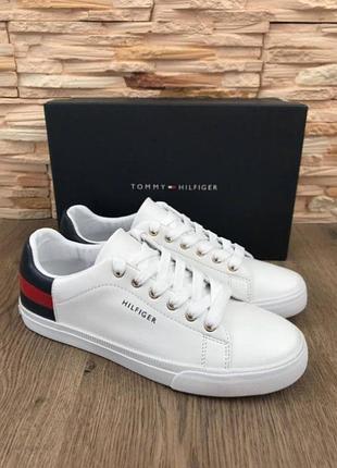 Оригинальные женские кожаные белые кроссовки tommy hilfiger