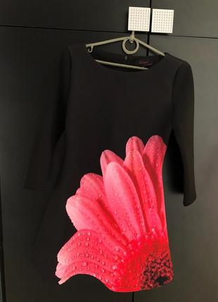 Міні сукня з квіткою2 фото