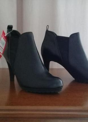 Ботильоны  ботинки кожа удобные элегантные р. 38,5-39 от clarks