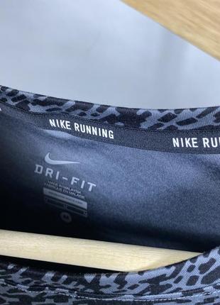 Nike женская спортивная футболка4 фото