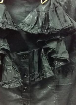 Черная блуза с воланами3 фото