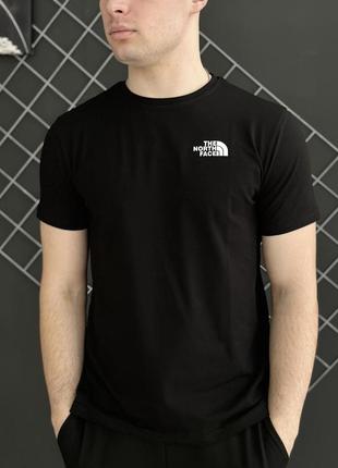 Футболка чорна tnf👕