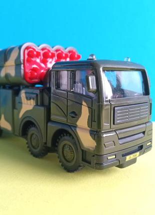 Игрушечный военный ракетный грузовой автомобиль рсзо, игрушка автомобильная ракетная установка рсзо