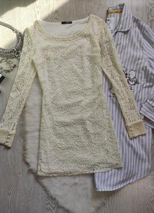 Короткое белое айвори ажурное платье с жемчугом бусинами гипюр вышивка нарядное мини2 фото