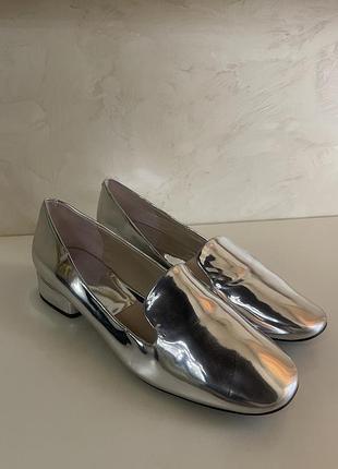 Лофери туфлі металік zara