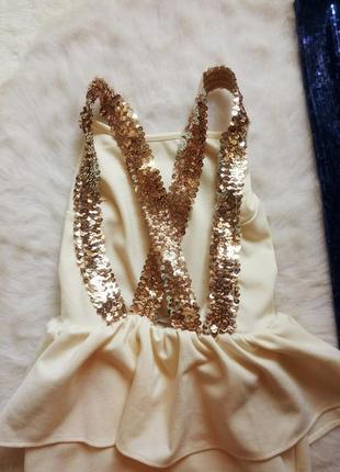 Белое айвори нарядное платье футляр с баской открытой спиной золотыми пайетками блестками asos8 фото