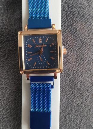 Часы-браслет синие, сетчатый ремешок с магнитной застёжкой3 фото