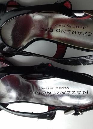 Итальянские кожаные босоножки