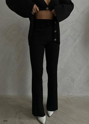 Стильный женский костюмчик машинная вязка 
модель 331810 фото