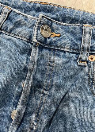 Рваные джинсы h&m5 фото