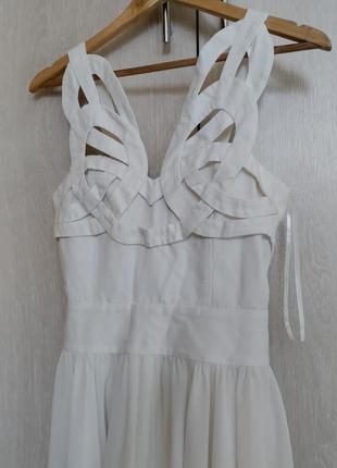 Нарядна біла сукня2 фото