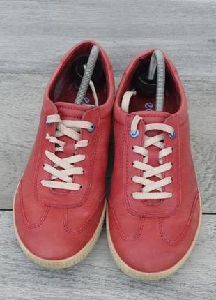 Ecco женские кожаные кроссовки красного цвета оригинал 37 37.5 размер3 фото