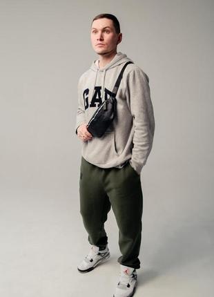 Мужская кожаная бананка сумка на пояс кожаная черная минибэг бельтбэг