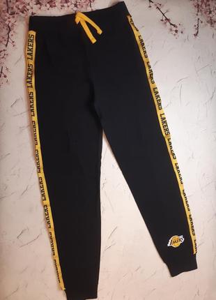 Спортивные штаны nba