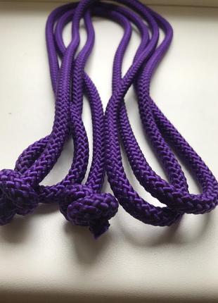 Скакалка гімнастична для гімнастики художньої 3 метри фіолетова 10 мм дитяча спортивна мотузкова3 фото