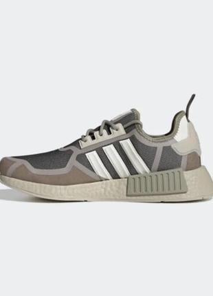 Кроссовки adidas nmd r1 men's boost  оригинал. р-р 433 фото